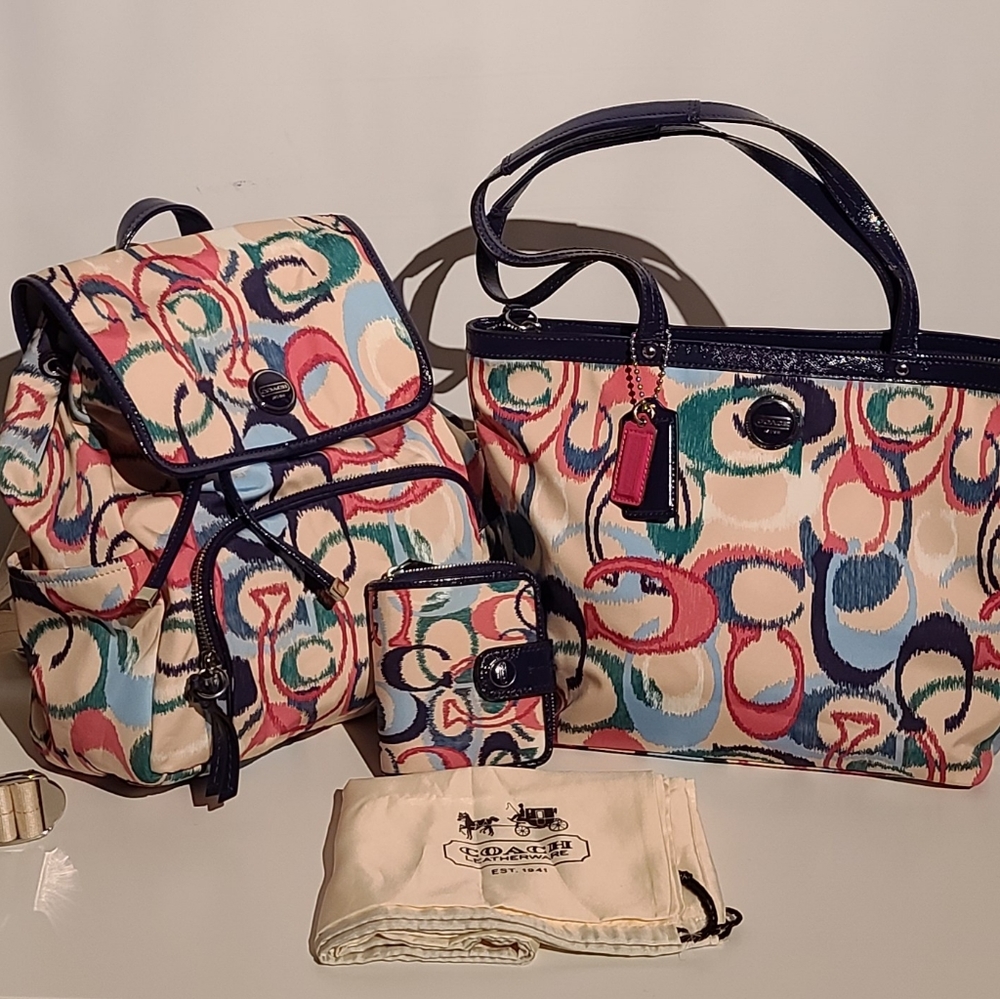 Coach Signature Logo Multicolor Purse C1326-F24450 w/Matching Wallet & Backpack